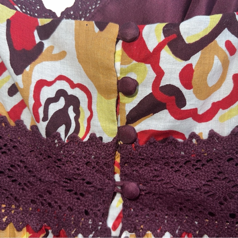 BCBGMaxAzria Burgundy Floral Print Lace Trim Maxi Dress Sz 6 - Picture 11 of 14